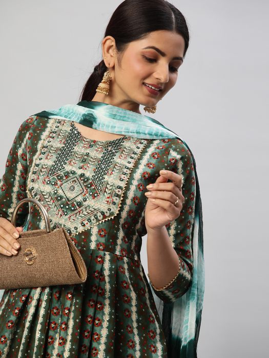 Green Ethnic Motifs Printed Thread Work Kurta With Trousers   Dupatta Salwar Suits